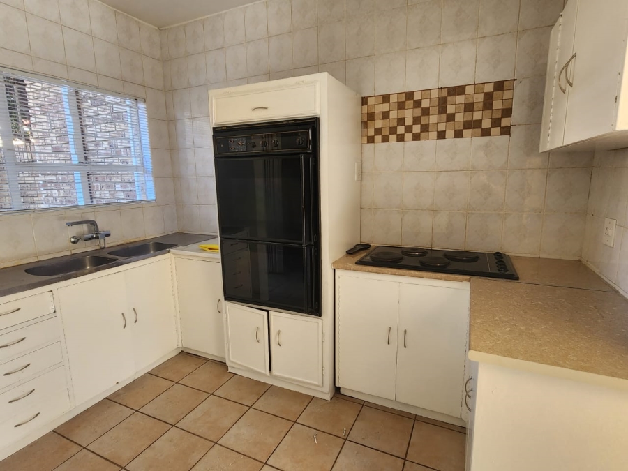 To Let 3 Bedroom Property for Rent in Dagbreek Free State